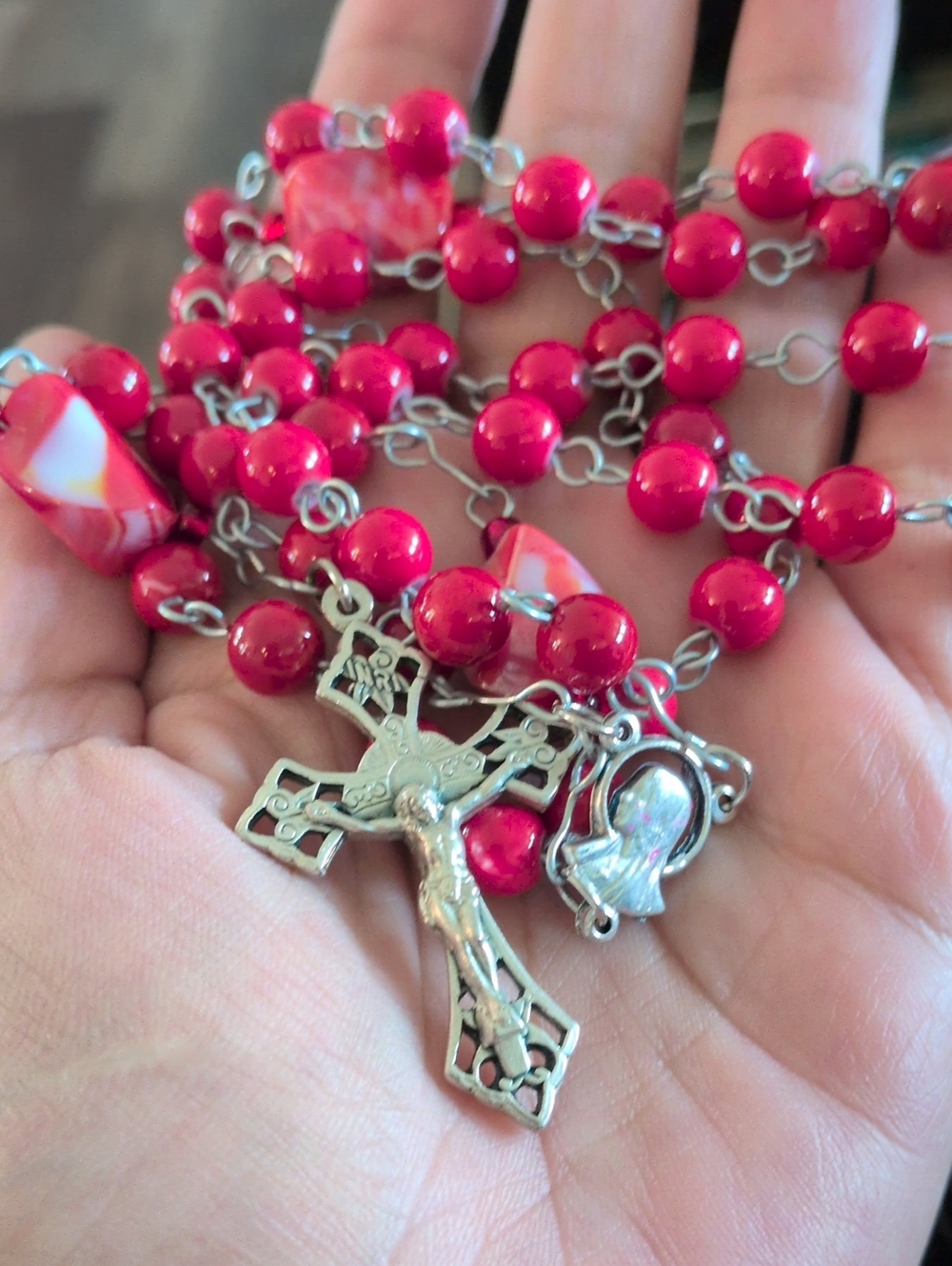 Red And White With Swirl Rosary